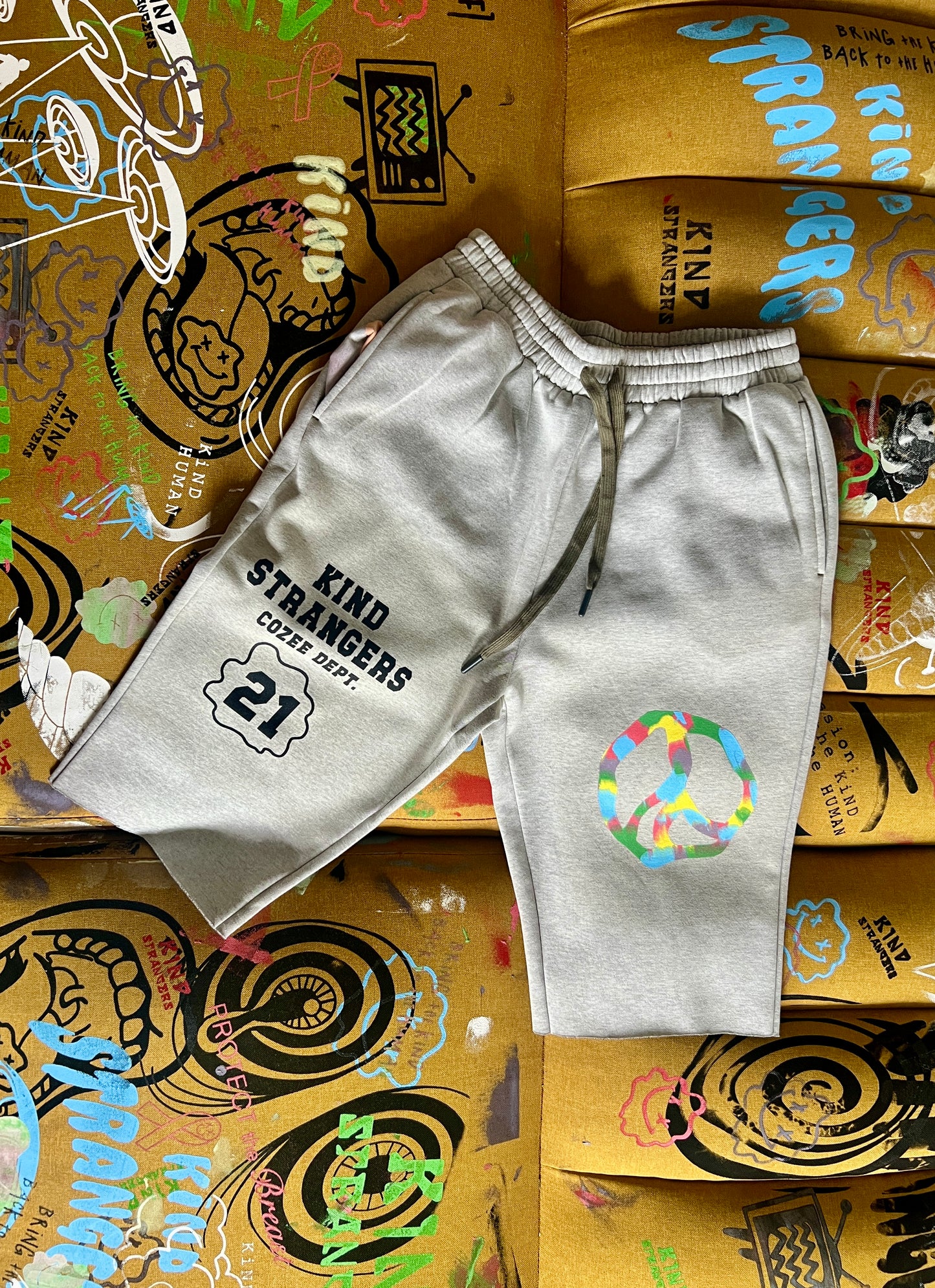 PEACEFUL SWEAT SHORTS
